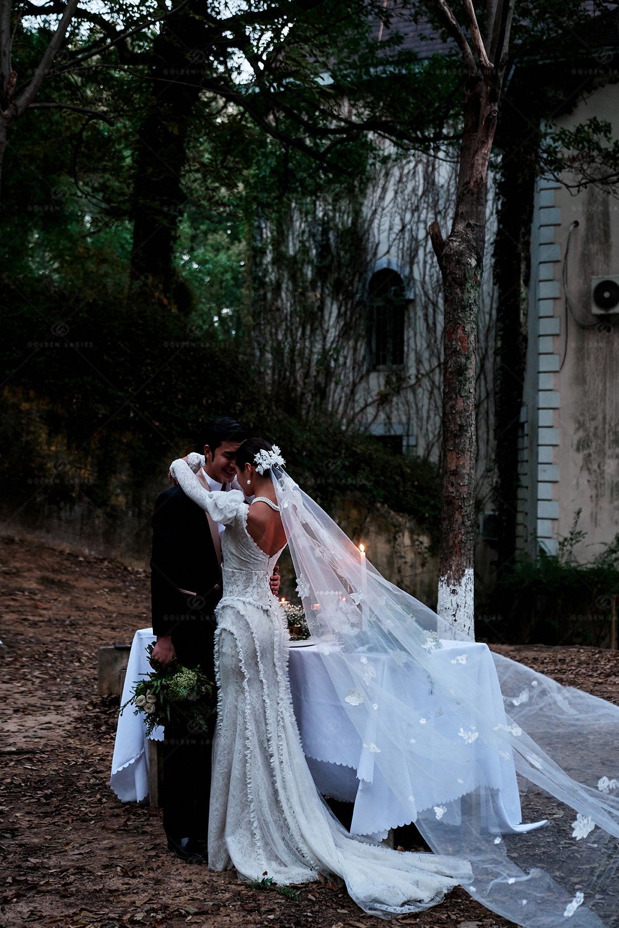 梦中的婚礼-重庆婚纱摄影_重庆婚纱照_重庆婚纱影楼_重庆金夫人婚纱